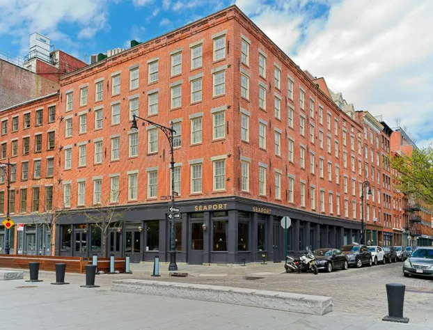 33 Hotel, New York City, Seaport hotel detail image 1