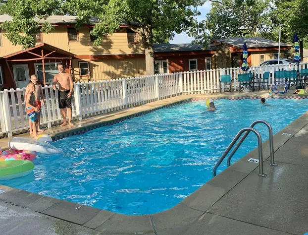 Driftwood Resort Bull Shoals hotel detail image 2