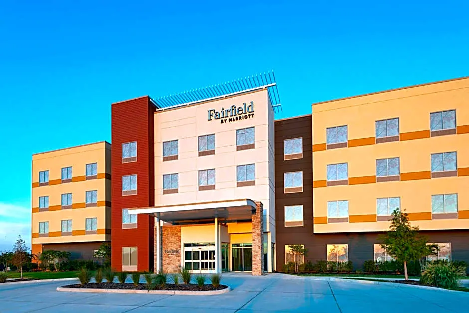 Fairfield Inn & Suites by Marriott Fort Worth Alliance Airport hotel hero