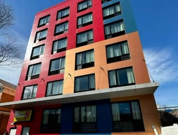 Super 8 By Wyndham Brooklyn Pennsylvania Ave hotel detail image 1