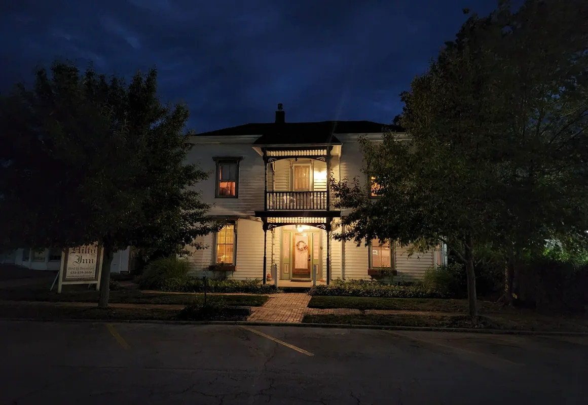 Hawthorne Inn hotel hero