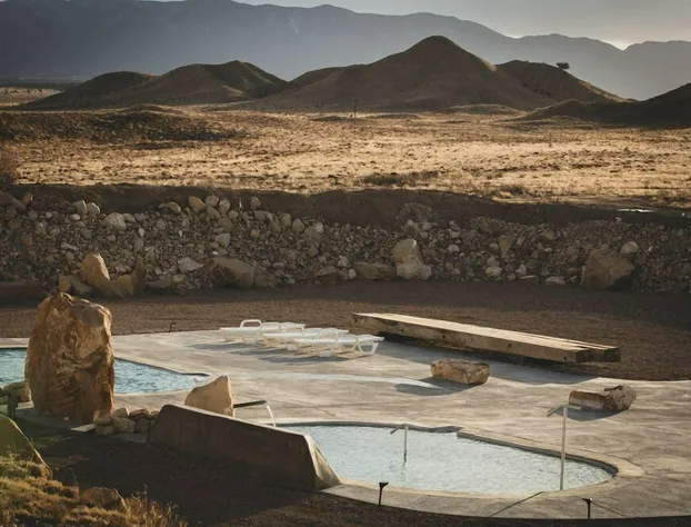 Desert Reef Hot Springs hotel detail image 2