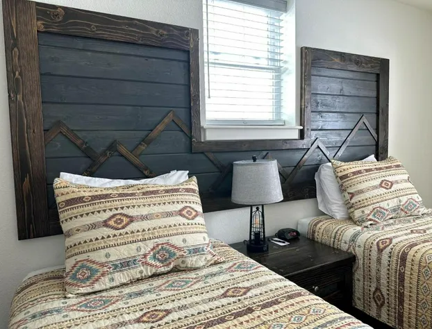 Pine Lodge hotel detail image 2