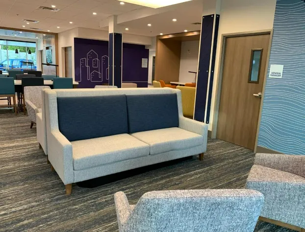 Holiday Inn Express & Suites Courtenay - Comox by IHG hotel detail image 4