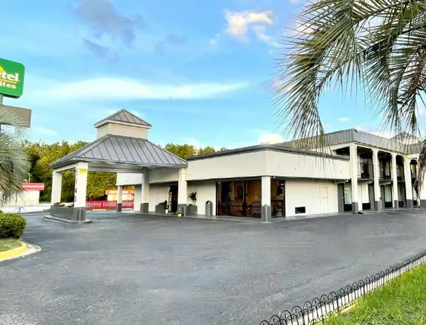 Budgetel hotel detail image 1