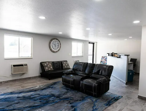 Econo Inn hotel detail image 1