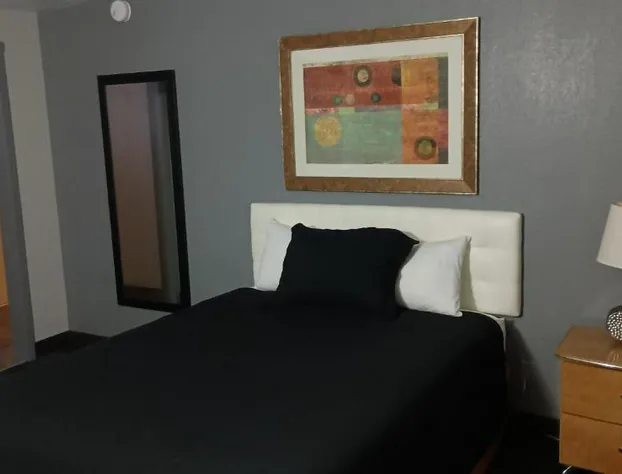 Econo Inn hotel detail image 3