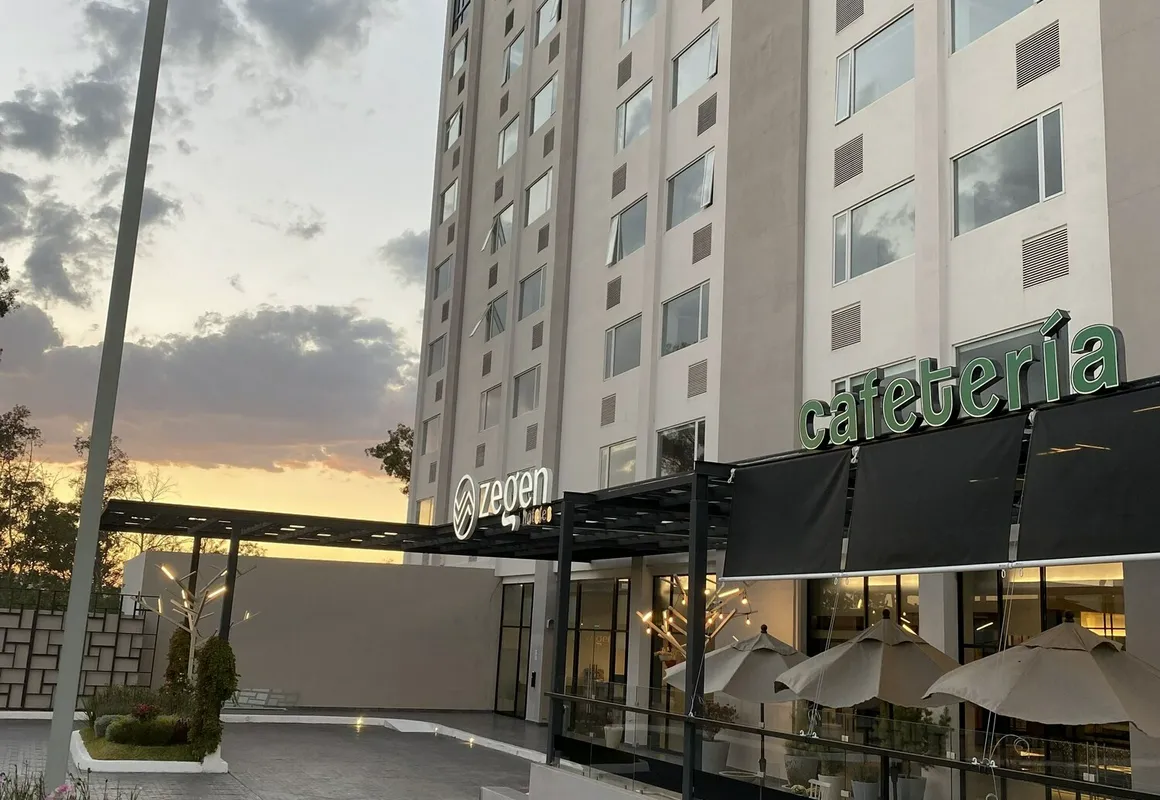 ZEGEN HOTELES Desayuno Incluido hotel hero