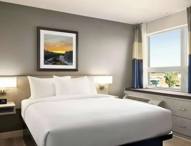 Microtel Inn & Suites By Wyndham Boisbriand hotel detail image 4