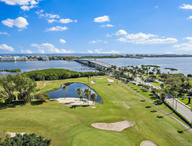 The Lucerne hotel detail image 2