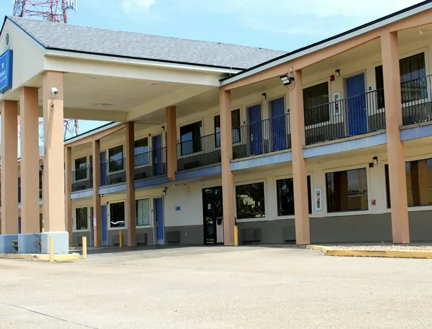 Deluxe Inn & Suites Morgan City hotel detail image 1