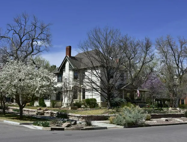 Downen House Bed & Breakfast hotel detail image 4