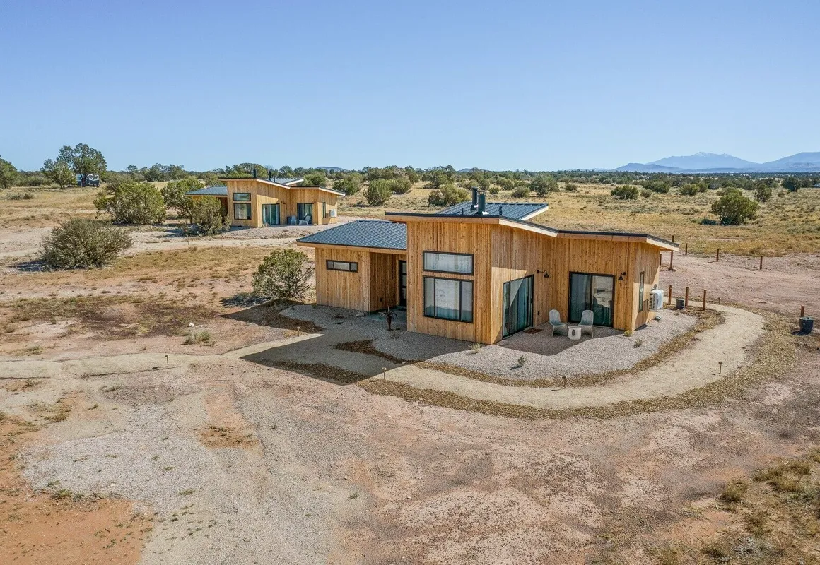 The Grand Canyon Headquarters hotel hero