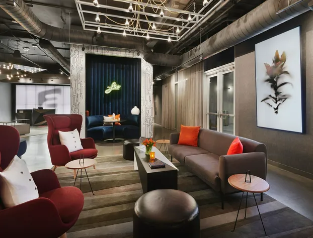 Aloft Atlanta Perimeter Center hotel detail image 2