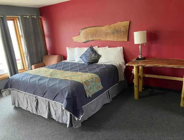 Tri-States Wood Inn hotel detail image 4