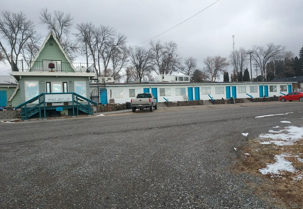 The Bliss Hotel Motel hotel hero