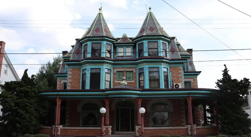 VAAST Bed & Breakfast hotel hero