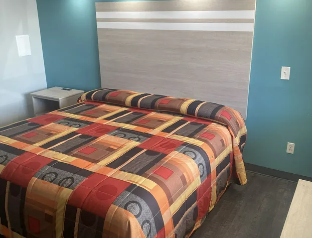 Cass Lake Hotel hotel detail image 1