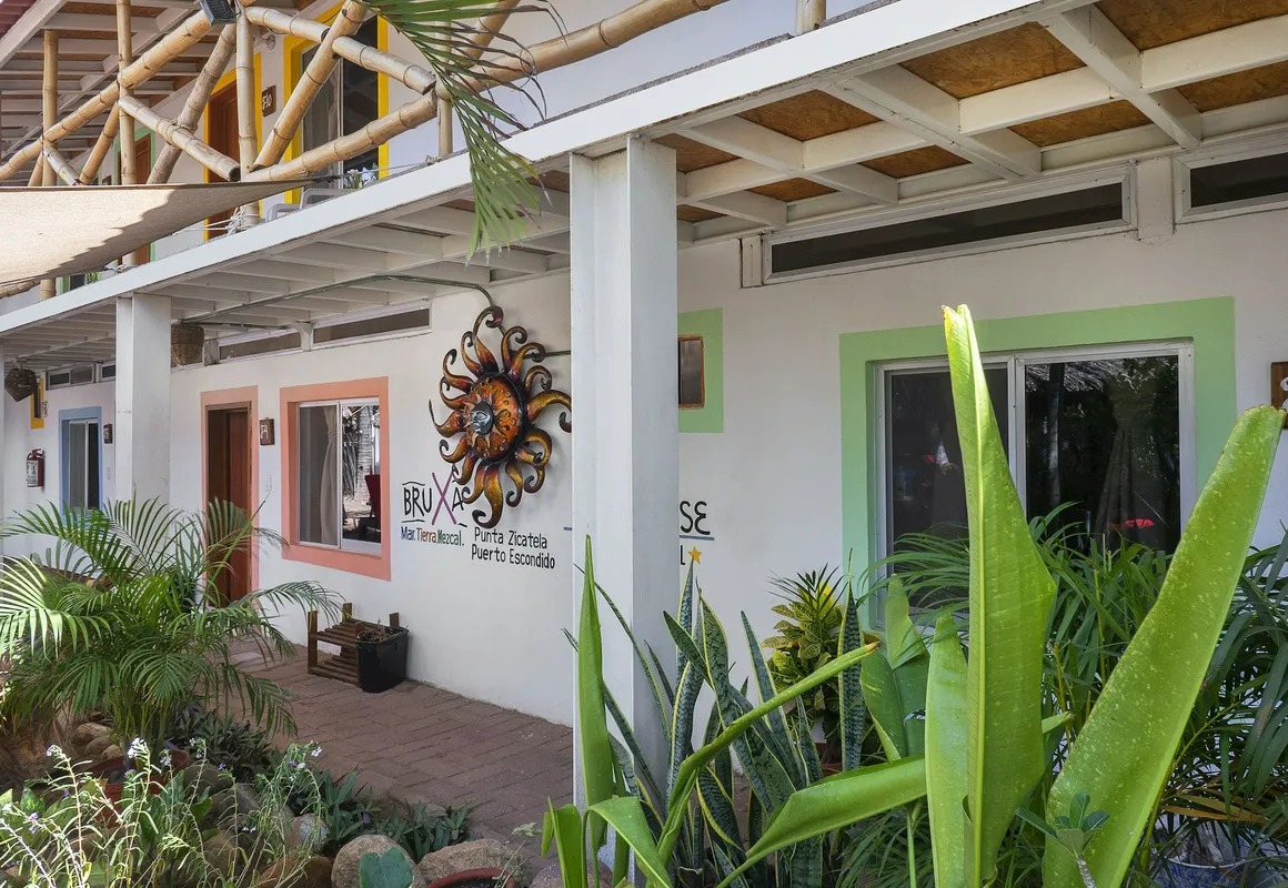 Fridas Paradise hotel hero