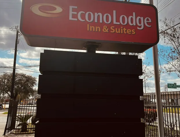 Econo Lodge Inn & Suites Downtown San Antonio hotel detail image 3