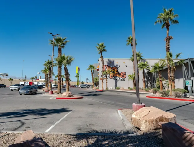 Hotel Jefe at Ojos Locos hotel detail image 2