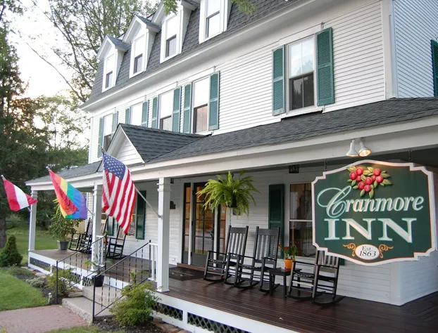 Cranmore Inn and Suites, a North Conway Boutique Hotel hotel detail image 2