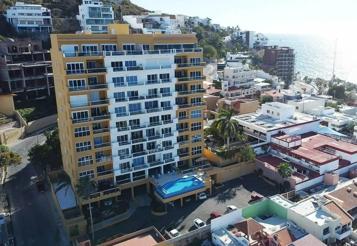 PVS Depas hotel hero