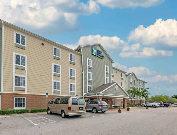 Extended Stay America Select Suites - Lake Worth hotel detail image 4