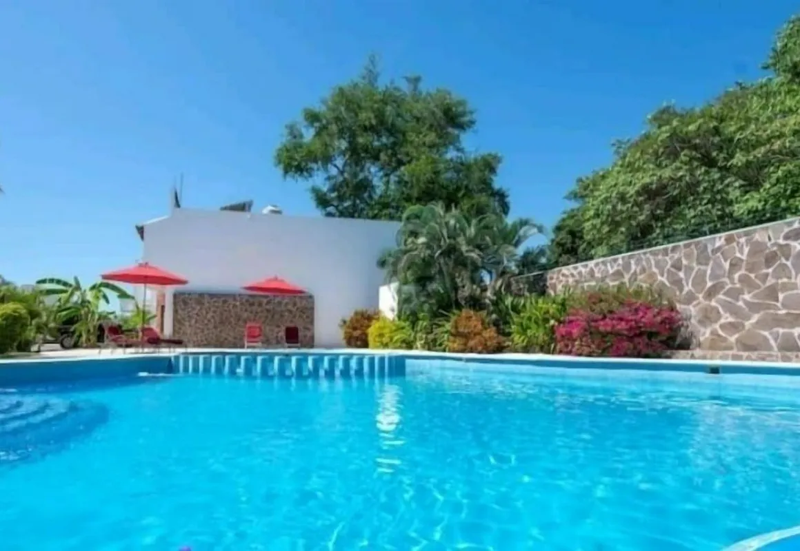 Condo Camelinas by TRVL2HM hotel hero