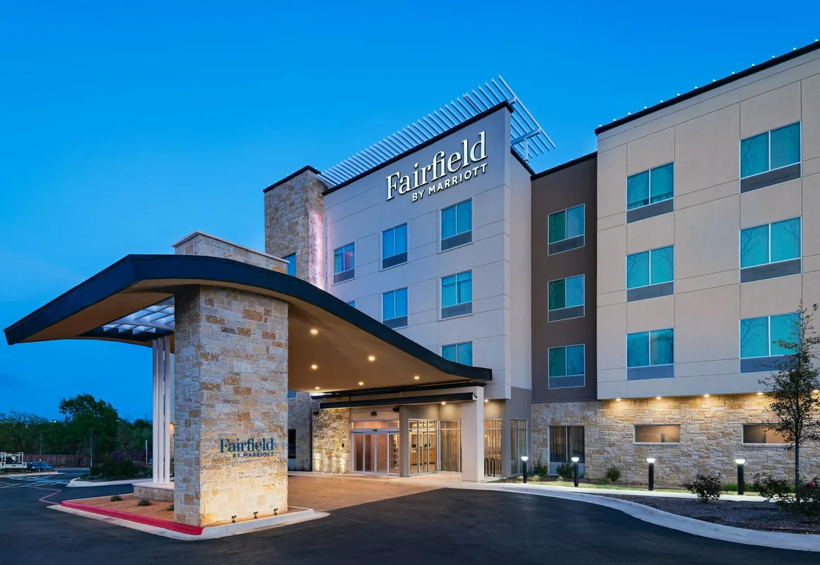 Fairfield Inn & Suites By Marriott Austin Georgetown hotel hero