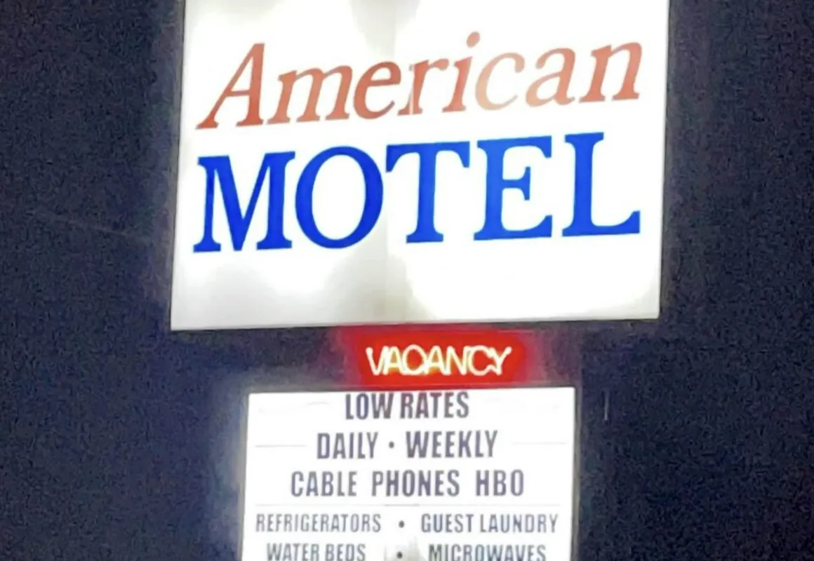 American Motel hotel hero
