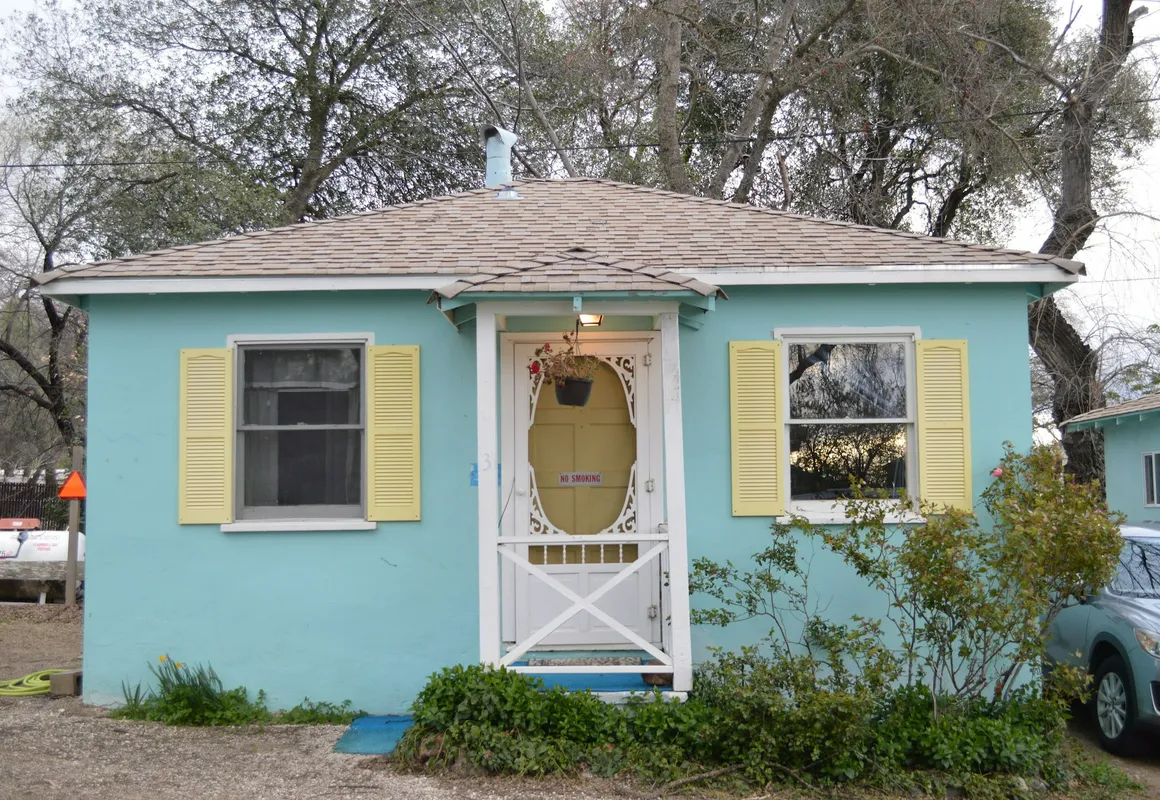 OMEO Clearlake Oaks hotel hero