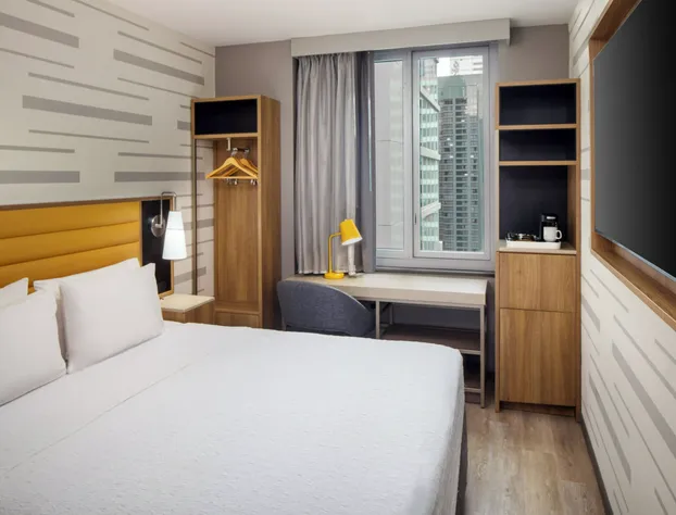 Hampton Inn New York Times Square hotel detail image 4