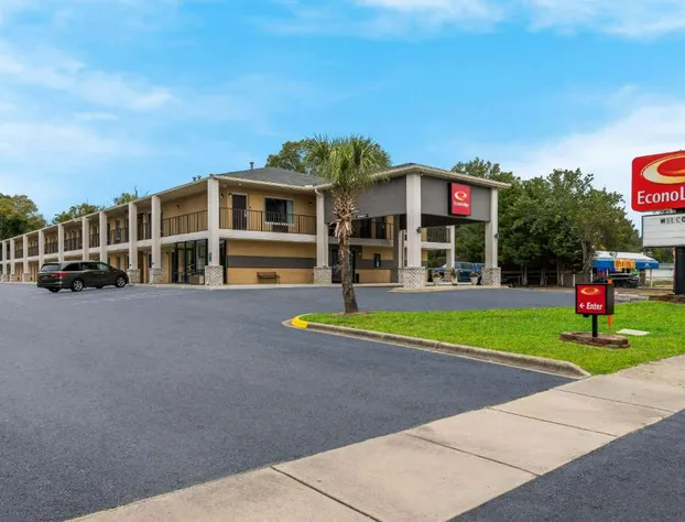 Econo Lodge Cheraw Market Street hotel detail image 2
