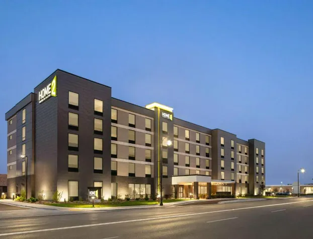 Home2 Suites By Hilton Milwaukee West hotel detail image 1