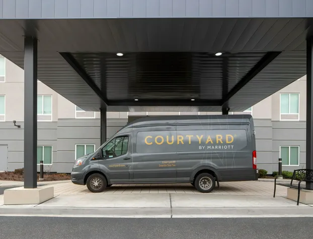 Courtyard by Marriott Seattle SeaTac Airport hotel detail image 3