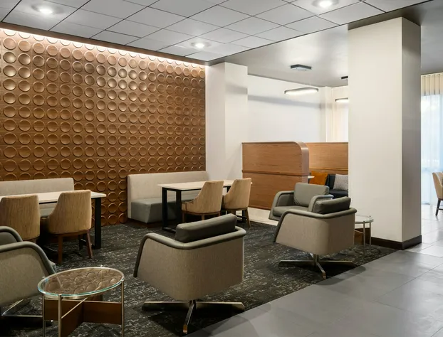 Courtyard by Marriott Seattle SeaTac Airport hotel detail image 4