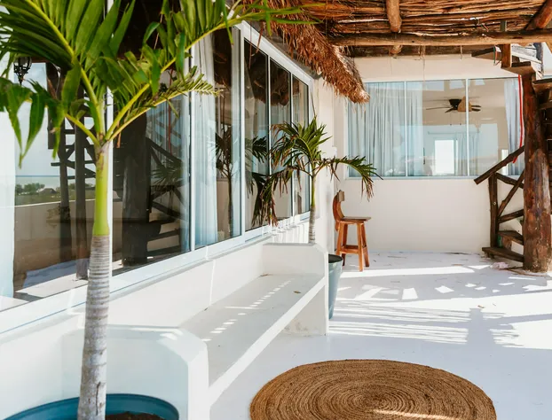 Casa Poeta Punta Cocos hotel detail image 4