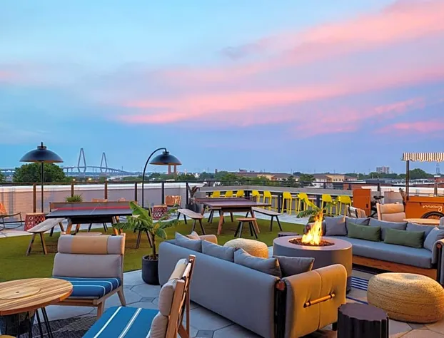 Moxy Charleston Downtown hotel detail image 2