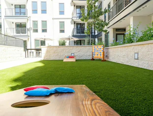 MV Apartments hotel detail image 1