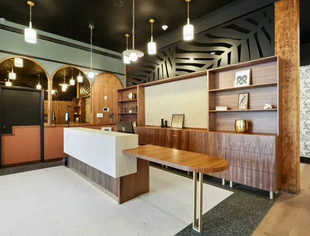 Roami At The Lola hotel detail image 1