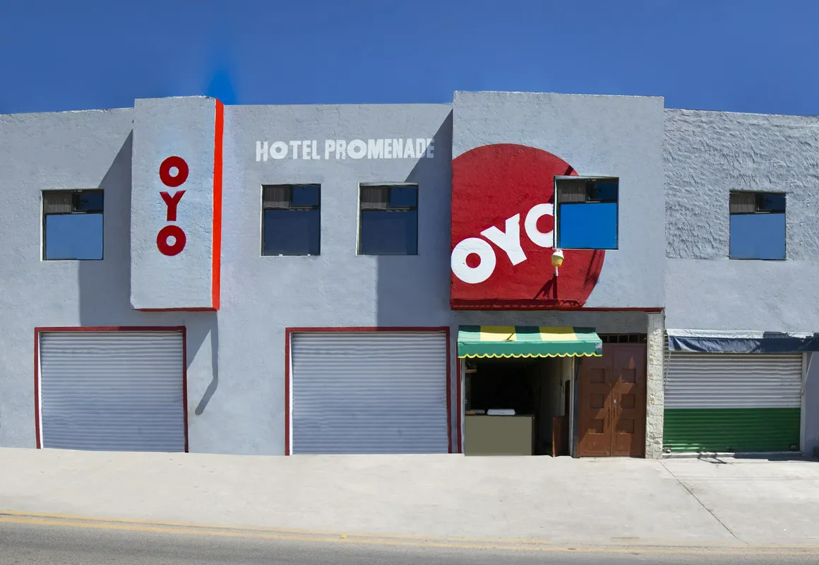 OYO Promenade hotel hero