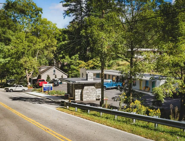 Blue Ridge Tourist Court hotel detail image 4