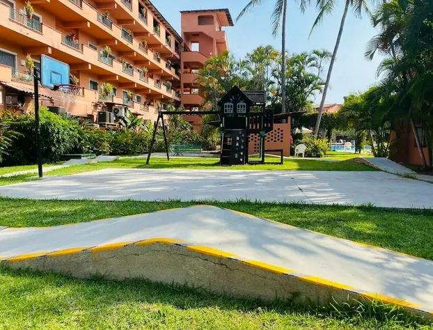 Condo Psol By Trvl2hm hotel detail image 2