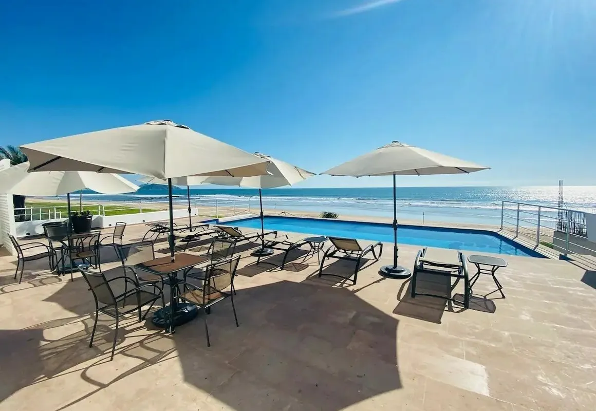 Condos BTB hotel hero