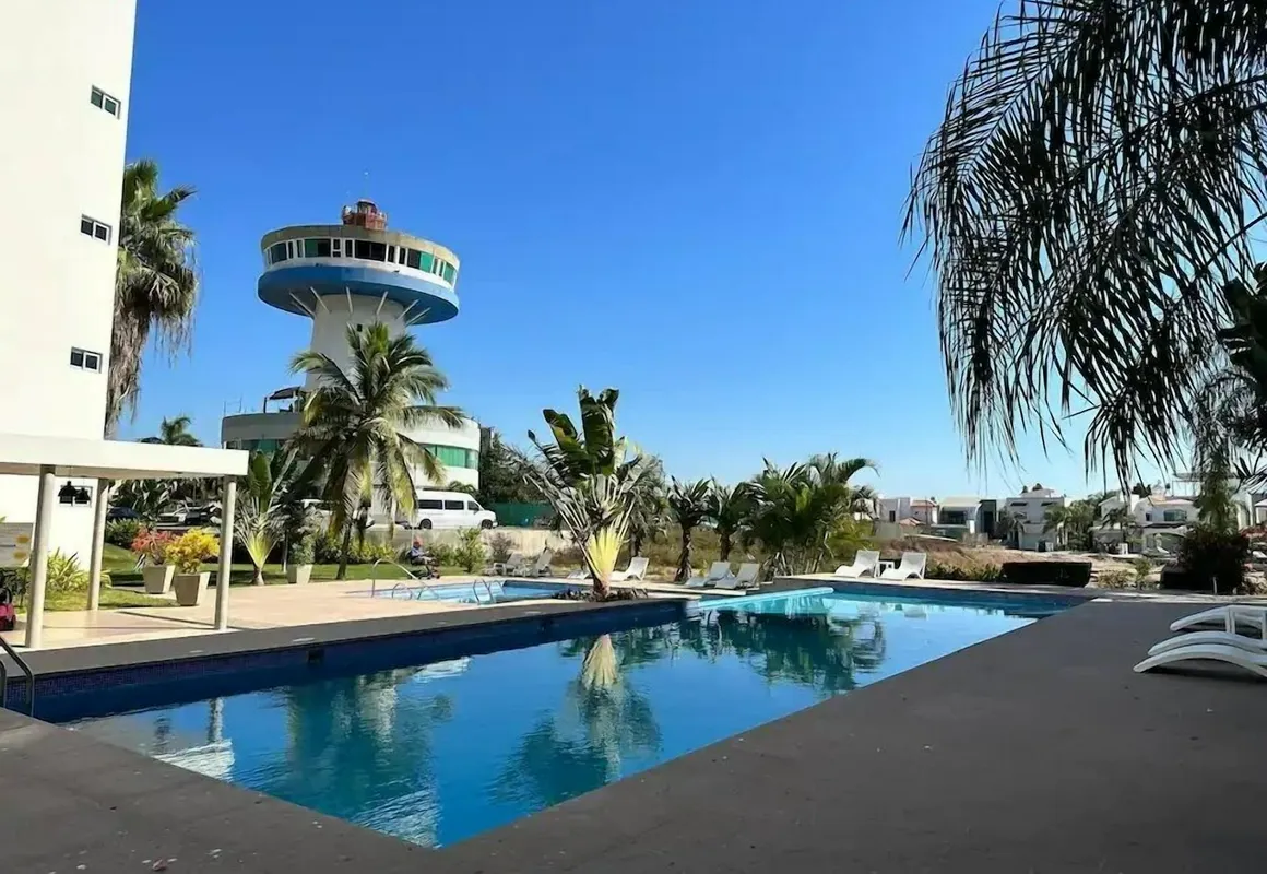 Condos Cmarina hotel hero