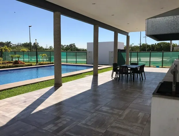 Condos Aa hotel detail image 4