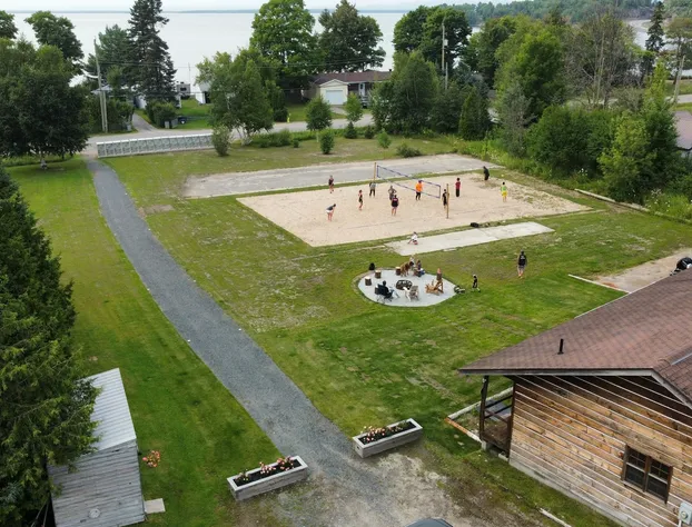 McCauley's Havilland Bay hotel detail image 2