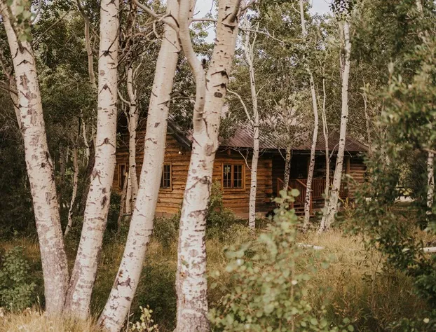 Boulder Lake Lodge hotel detail image 3