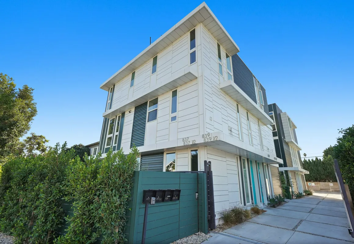 Smarter Bed And Breakfast hotel hero